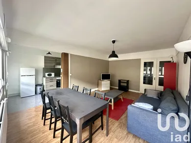 Apartment at Reims (51100)