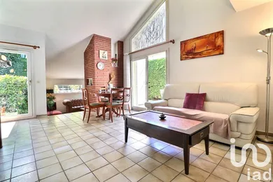 House at Noisiel (77186)