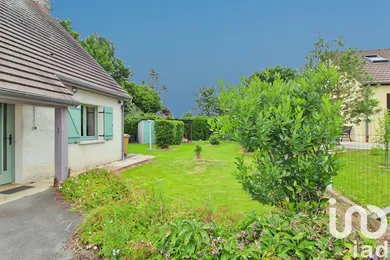 Traditional house at Méry-Bissières-en-Auge (14370)