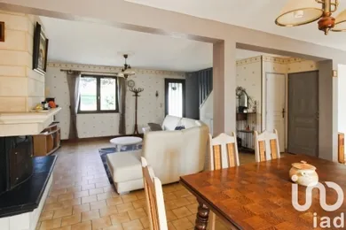 Traditional house in Méry-Bissières-en-Auge (14370)