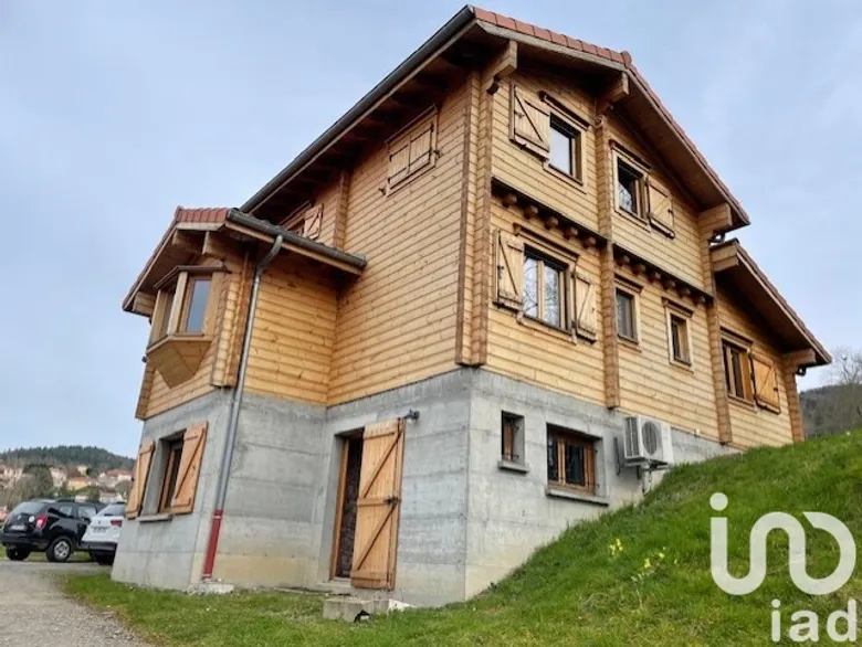 Maison 6 pièces 152 m² · à Saint-Pierre-la-Palud · 152 m² · 499 000 €