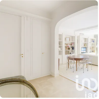 Apartment at Paris (75016)