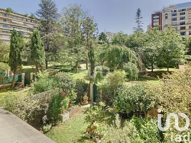 Apartment at Paris (75016)