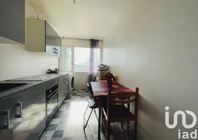 Apartment in Noisy-le-Grand (93160)