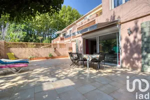 Appartement à Fréjus (83600)