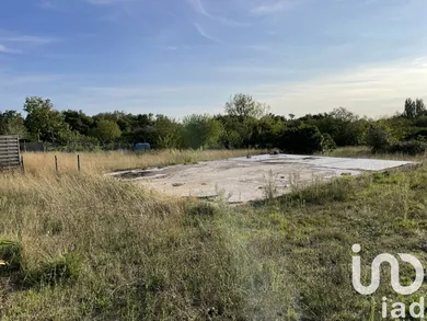 Terrain à bâtir à Saint-Ciers-sur-Gironde (33820)