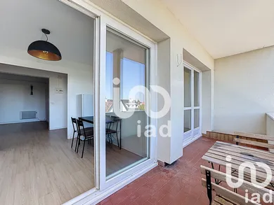 Apartment at Paray-Vieille-Poste (91550)