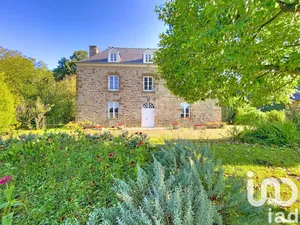 Mansion at Dol-de-Bretagne (35120)