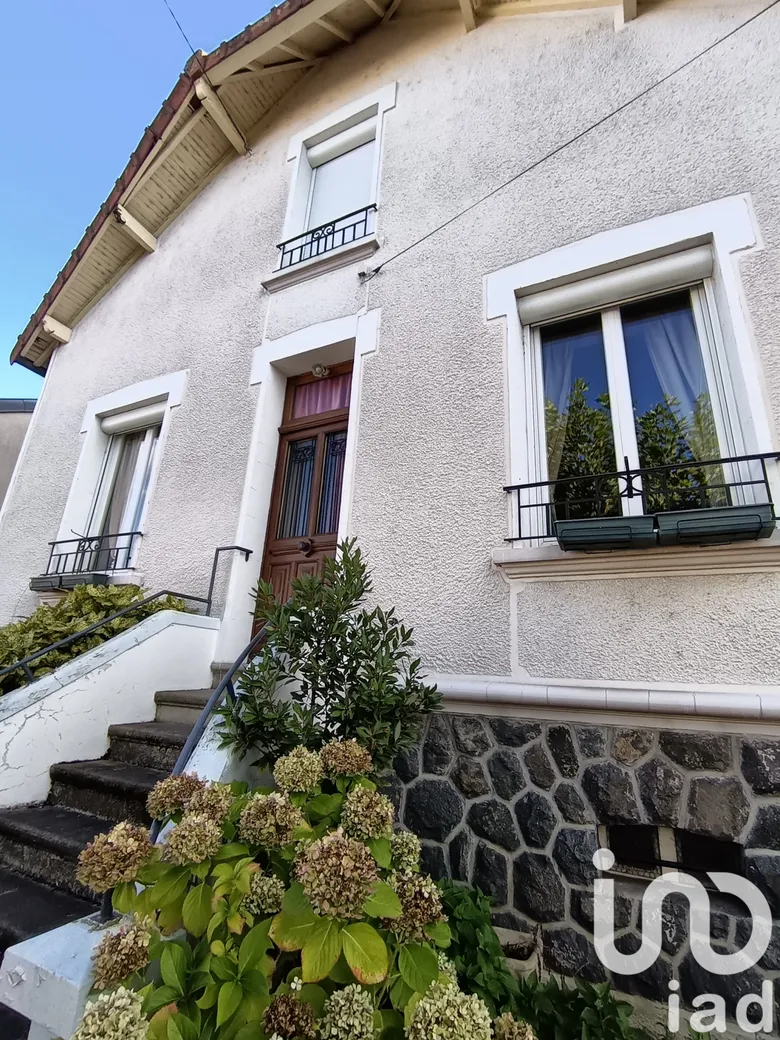 Maison 6 pièces 103 m² · à Montluçon · 102,5 m² · 124 500 €