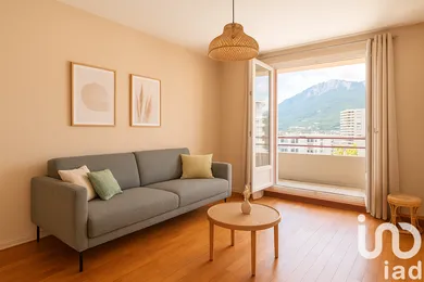 Apartment in Grenoble (38100)