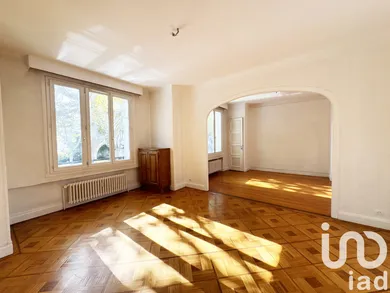 Apartment in Saint-Étienne (42000)