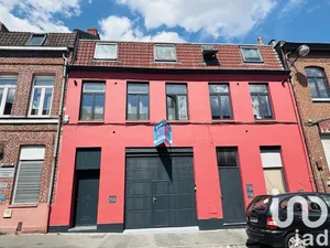 Building at Roubaix (59100)