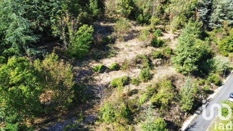 Terrain à bâtir à Le Cheylard (07160) · 64 000 €