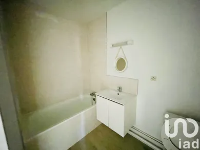 Apartment in Bordeaux (33000)