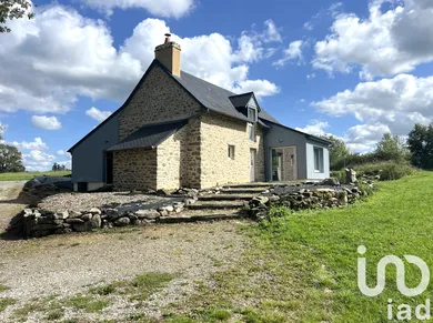 Park home at Jublains (53160)