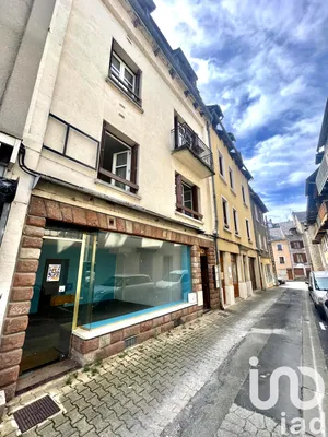 Building at Espalion (12500)