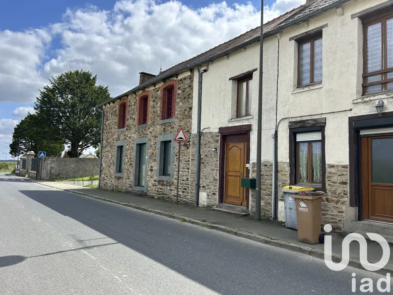 Maison 2 pièces 46 m² · à Éréac · 46 m² · 57 000 €