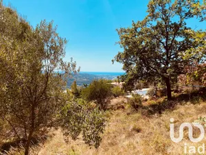 Terrain à bâtir à Carros (06510)