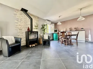 Detached house in La Ville-du-Bois (91620)
