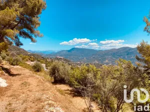 Terrain à Carros (06510)