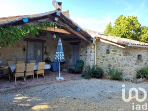 House at roussieux (26510)