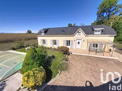 House in Andoins (64420)