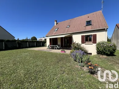 Maison traditionnelle à Villeblevin (89340)