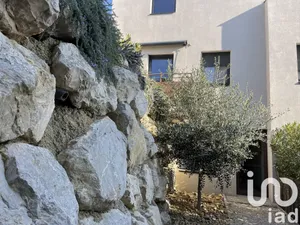 Apartment at Villeneuve-lès-Avignon (30400)