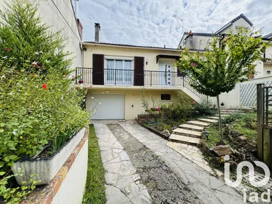 House at Morangis (91420)