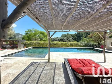 Maison à Sanary-sur-Mer (83110)