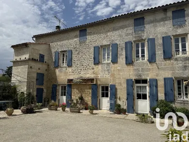 House at Angoulême (16000)