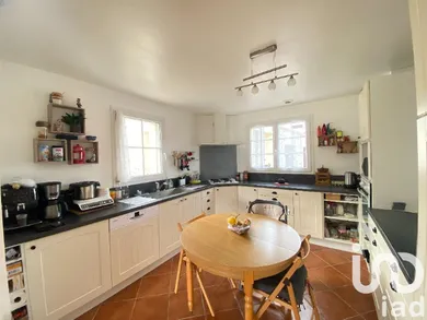 House at Corsept (44560)