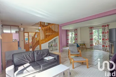 House in Bois-le-Roi (77590)