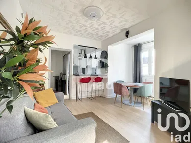 Apartment at La Garenne-Colombes (92250)