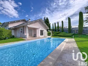 House at vieugy (74600)