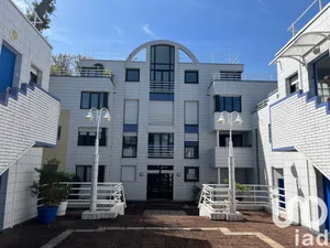 Apartment at Enghien-les-Bains (95880)