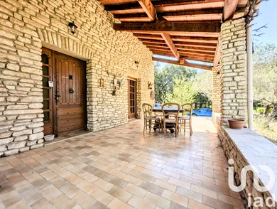 Park home at Beaumes-de-Venise (84190)