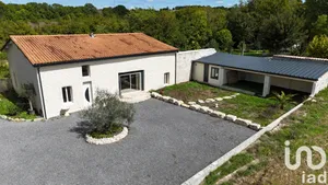 Maison à Gond-Pontouvre (16160)
