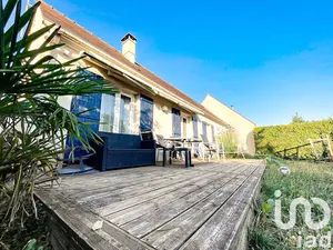 Maison à La Chapelle-la-Reine (77760)