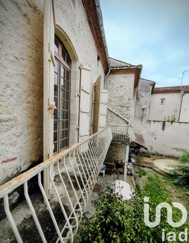 Village house in Layrac (47390)