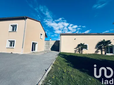 Maison de village à Mailly-Champagne (51500)