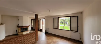 Townhouse in Châteaubernard (16100)