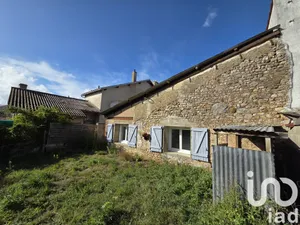 Village house at Lathus-Saint-Rémy (86390)