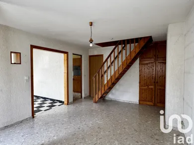 House in Poligny (77167)