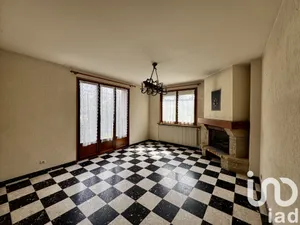 House in Poligny (77167)