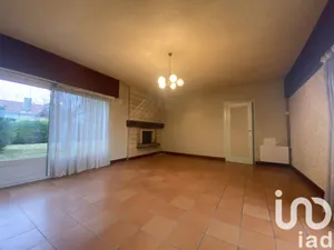 Architectural house in Pineuilh (33220)