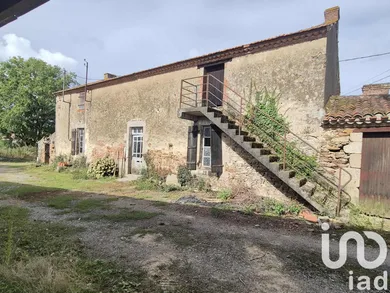 Longère à La Ferrière (85280)