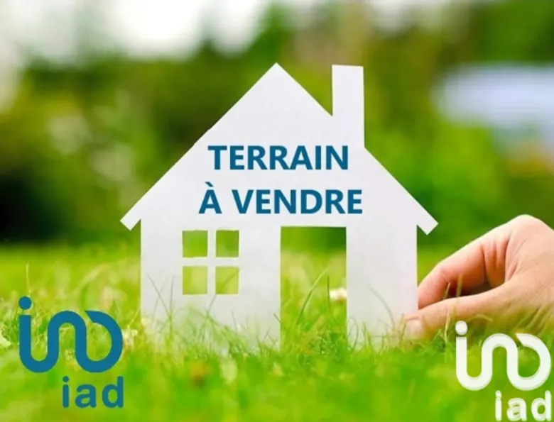 Terrain à bâtir à Rochetoirin (38110) · 155 000 €