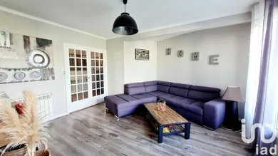 Apartment in Villars (42390)