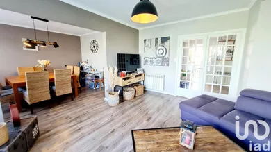 Apartment in Villars (42390)